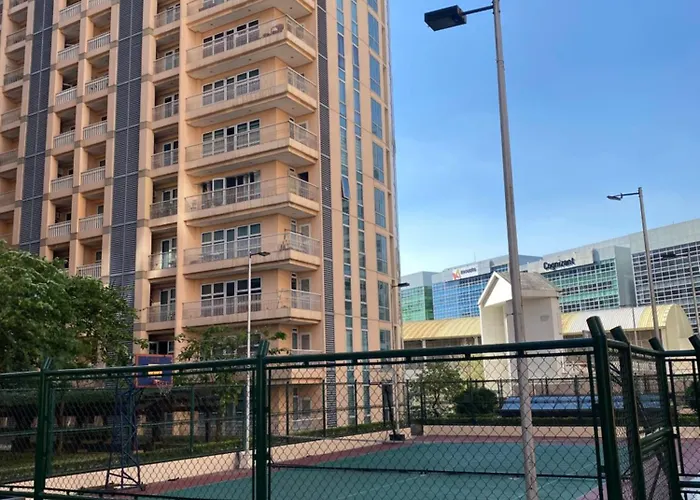 Apartment Stunning 1br With Balcony Facing Grand Canal View *
