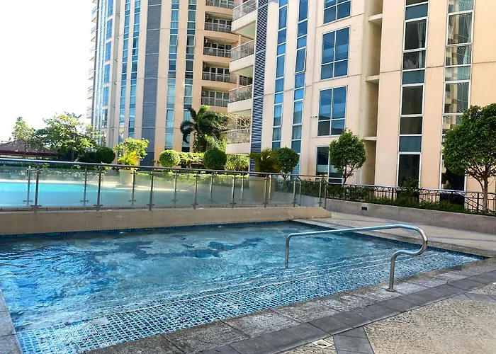 Apartment Stunning 1br With Balcony Facing Grand Canal View Manila