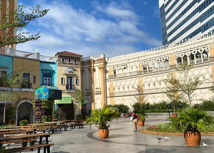 Apartment Stunning 1br With Balcony Facing Grand Canal View Manila